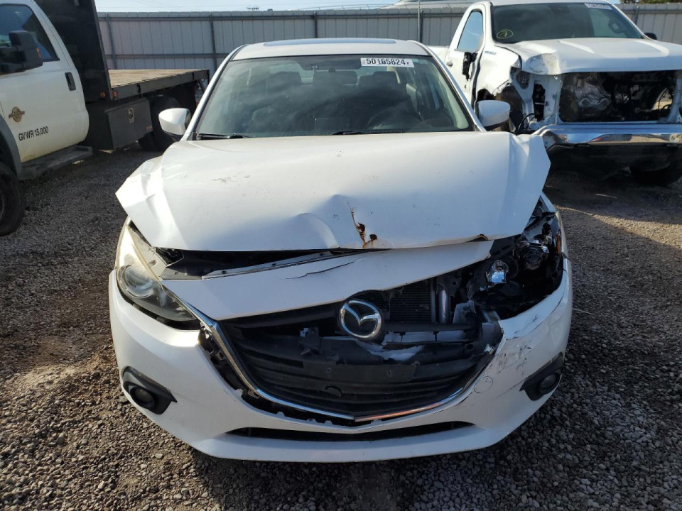 Mazda 3 2016 — Copart