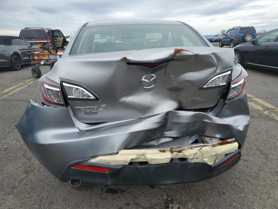 Mazda 3 2011 — Copart