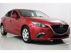 Mazda 3 2015 — Copart