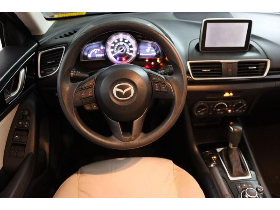 Mazda 3 2015 — Copart
