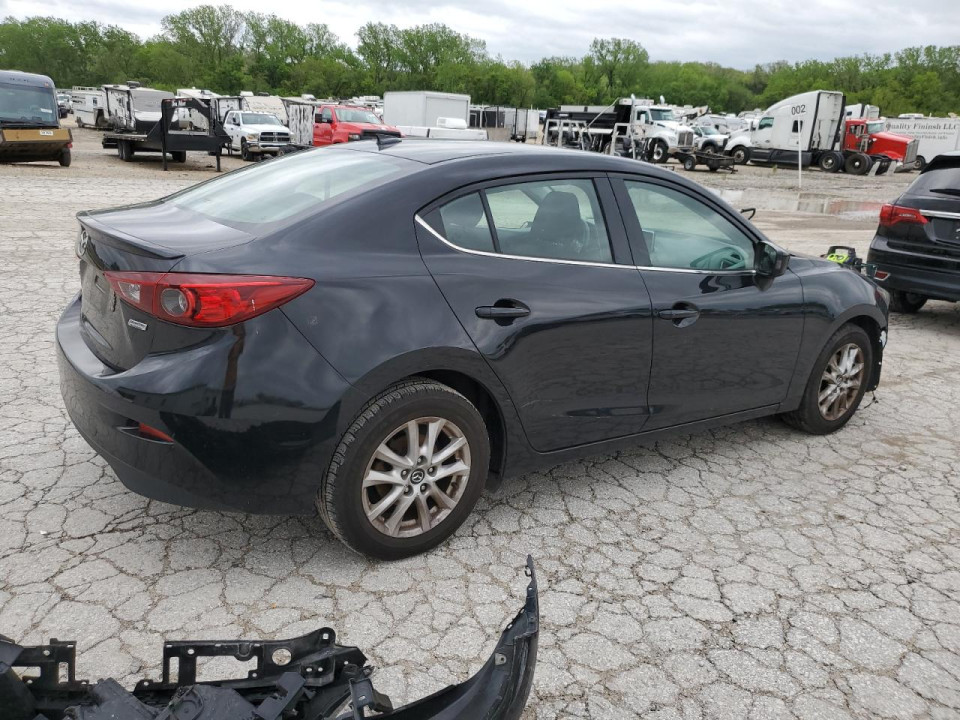 Mazda 3 2016 — Copart