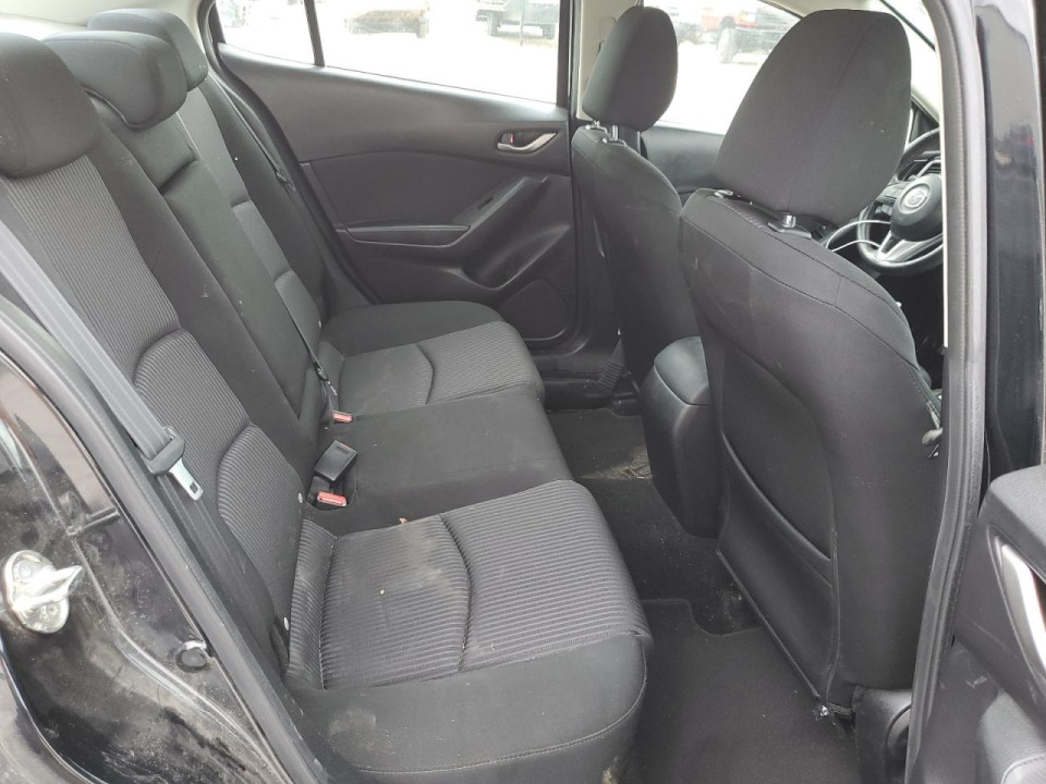 Mazda 3 2016 — Copart