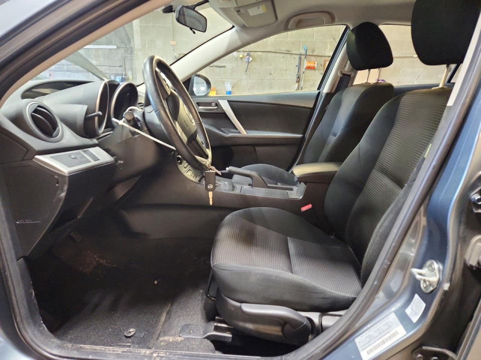 Mazda 3 2012 — Copart
