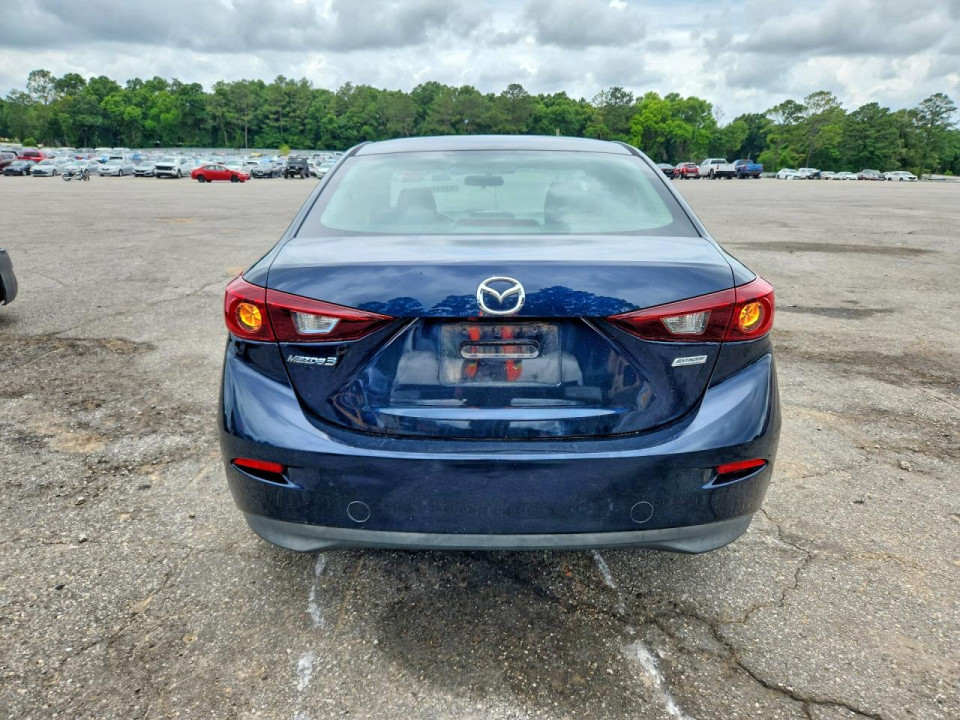 Mazda 3 2015 — Copart