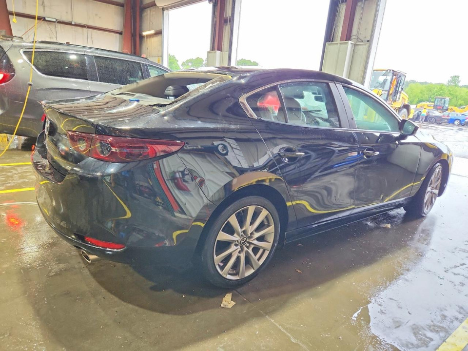 Mazda 3 2021 — Copart