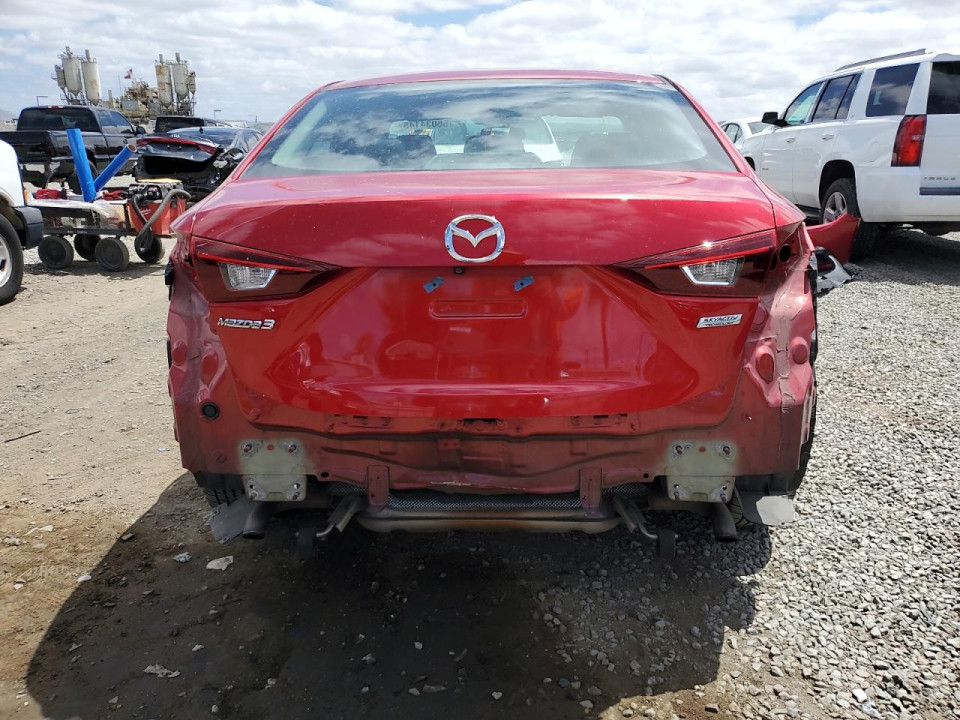 Mazda 3 2016 — Copart