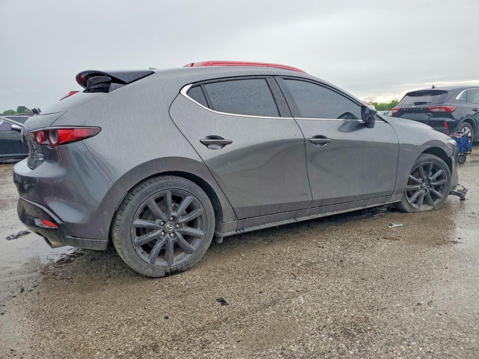 Mazda 3 2021 — Copart