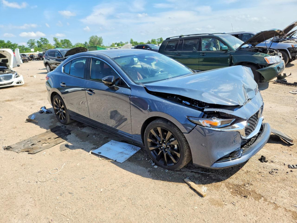 Mazda 3 2025 — Copart