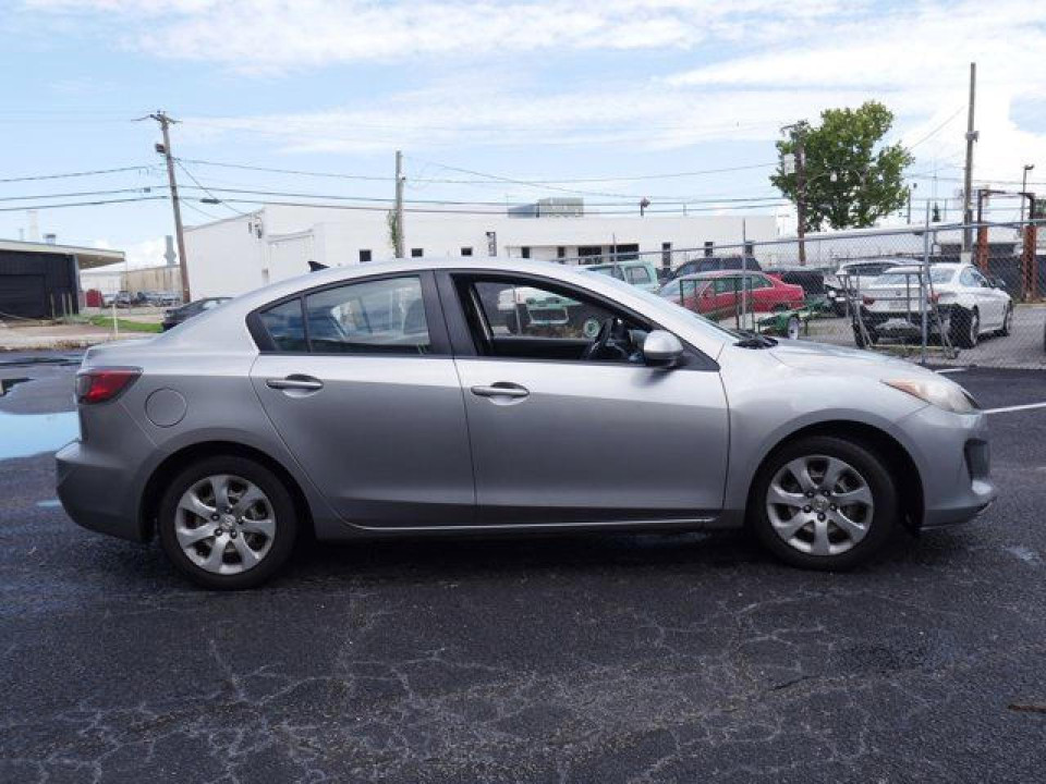 Mazda 3 2012 — Copart