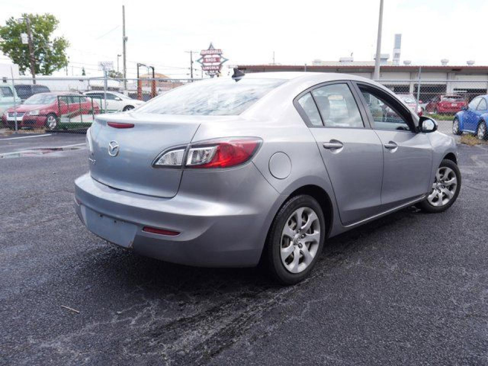 Mazda 3 2012 — Copart