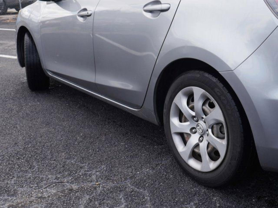 Mazda 3 2012 — Copart