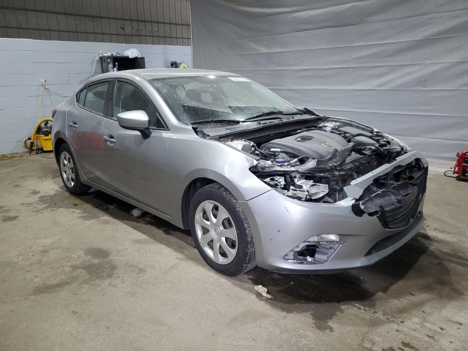 Mazda 3 2015 — Copart