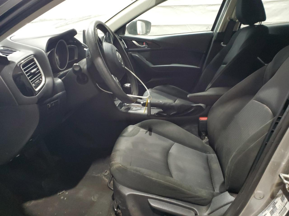 Mazda 3 2015 — Copart