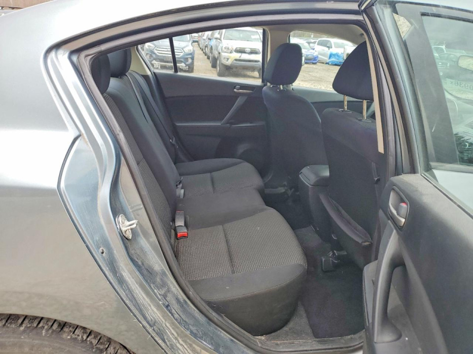 Mazda 3 2012 — Copart