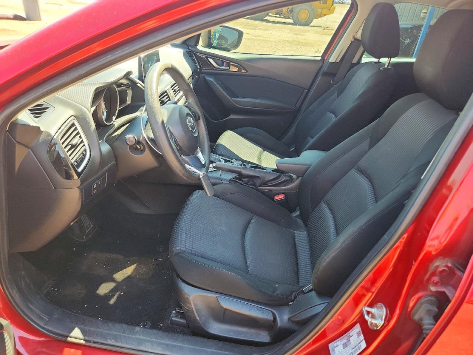 Mazda 3 2016 — Copart