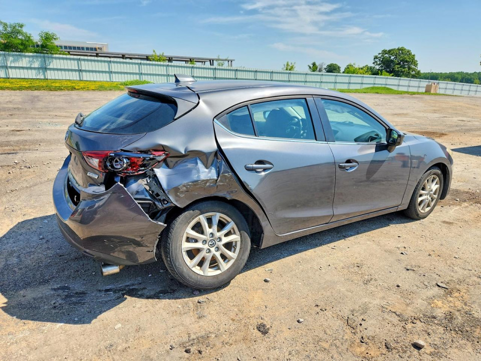 Mazda 3 2014 — Copart