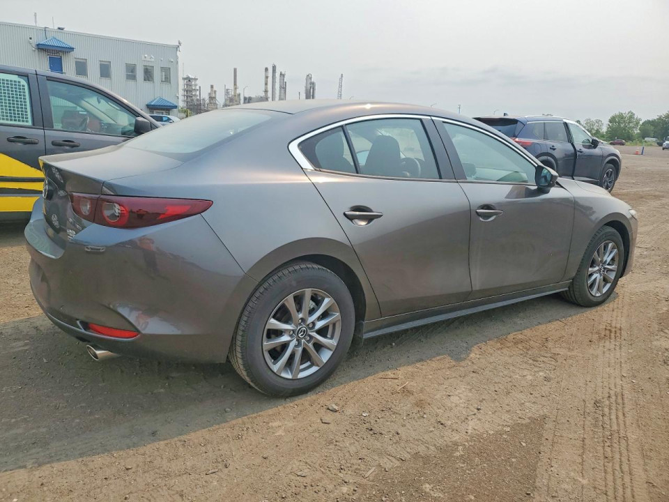 Mazda 3 2025 — Copart