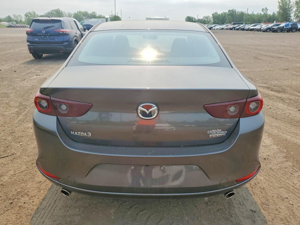 Mazda 3 2025 — Copart