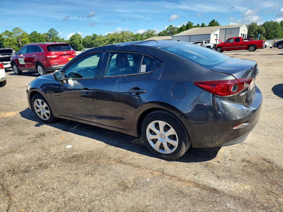Mazda 3 2017 — Copart
