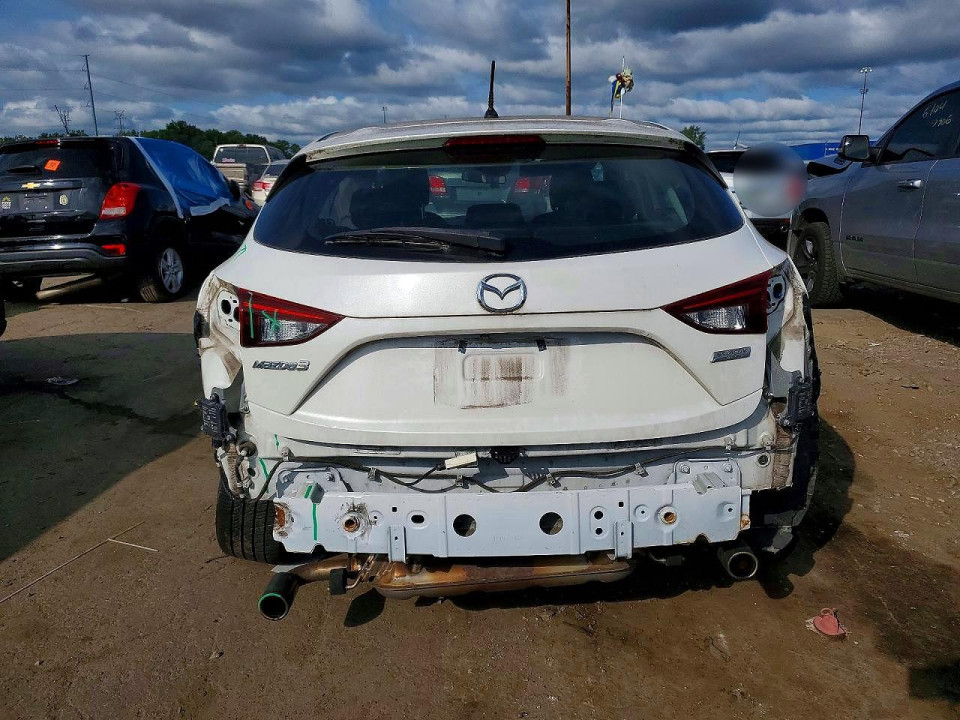 Mazda 3 2018 — Copart