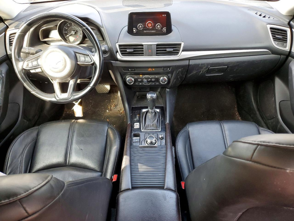 Mazda 3 2018 — Copart