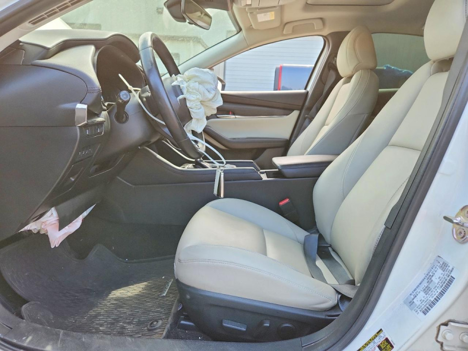 Mazda 3 2023 — Copart