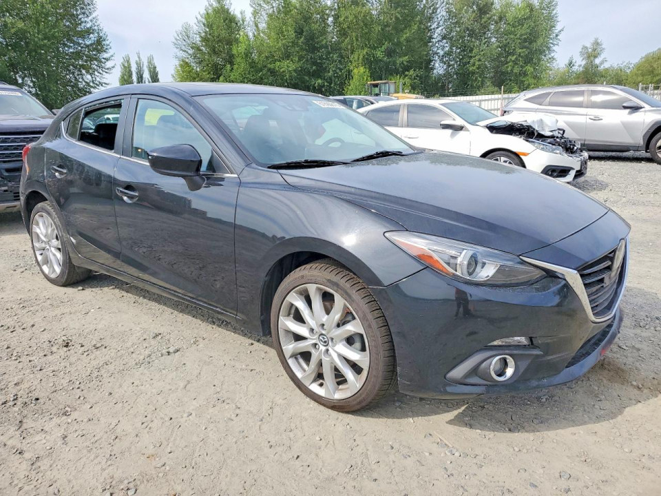Mazda 3 2015 — Copart
