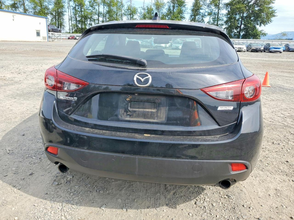 Mazda 3 2015 — Copart