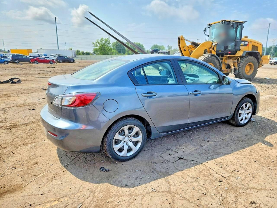 Mazda 3 2012 — Copart