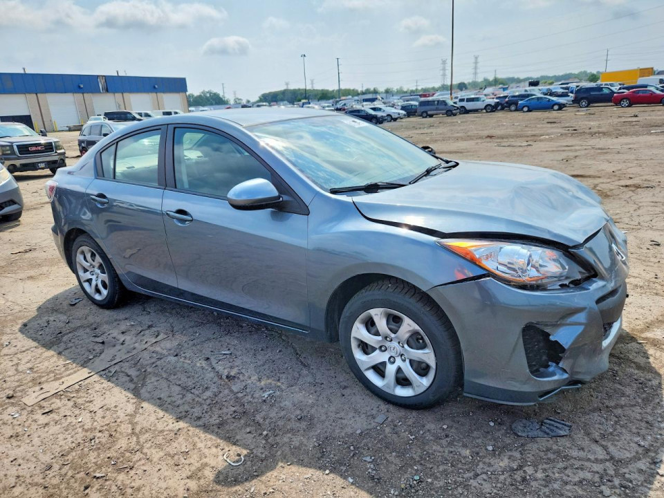 Mazda 3 2012 — Copart