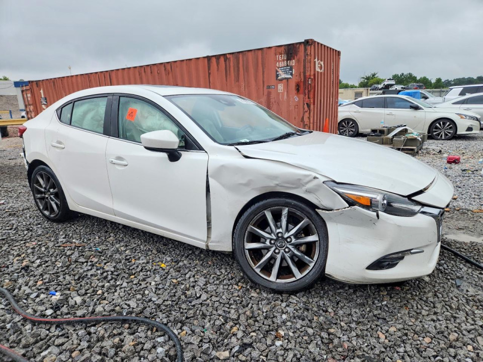 Mazda 3 2018 — Copart