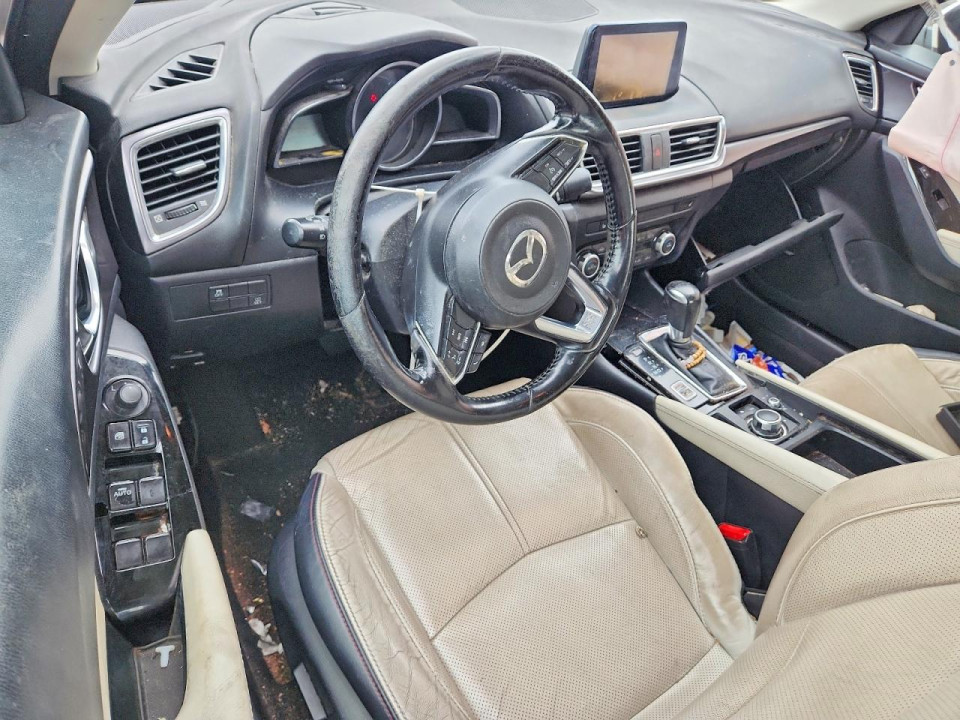 Mazda 3 2018 — Copart