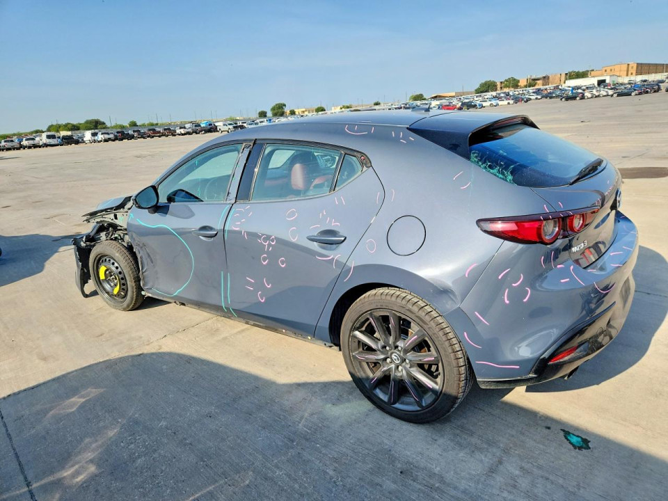Mazda 3 2021 — Copart