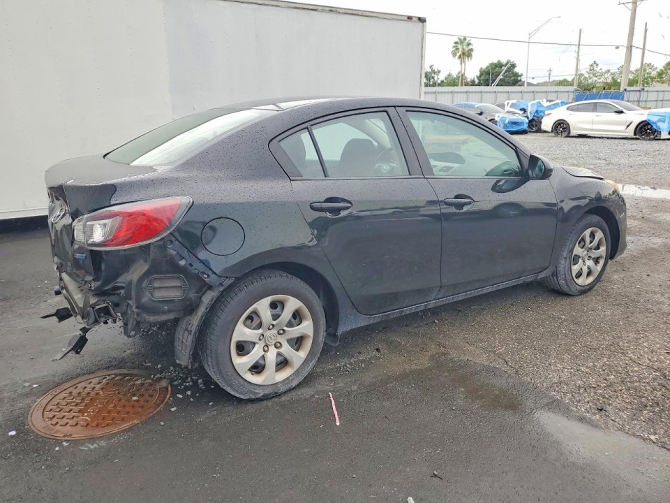 Mazda 3 2013 — Copart