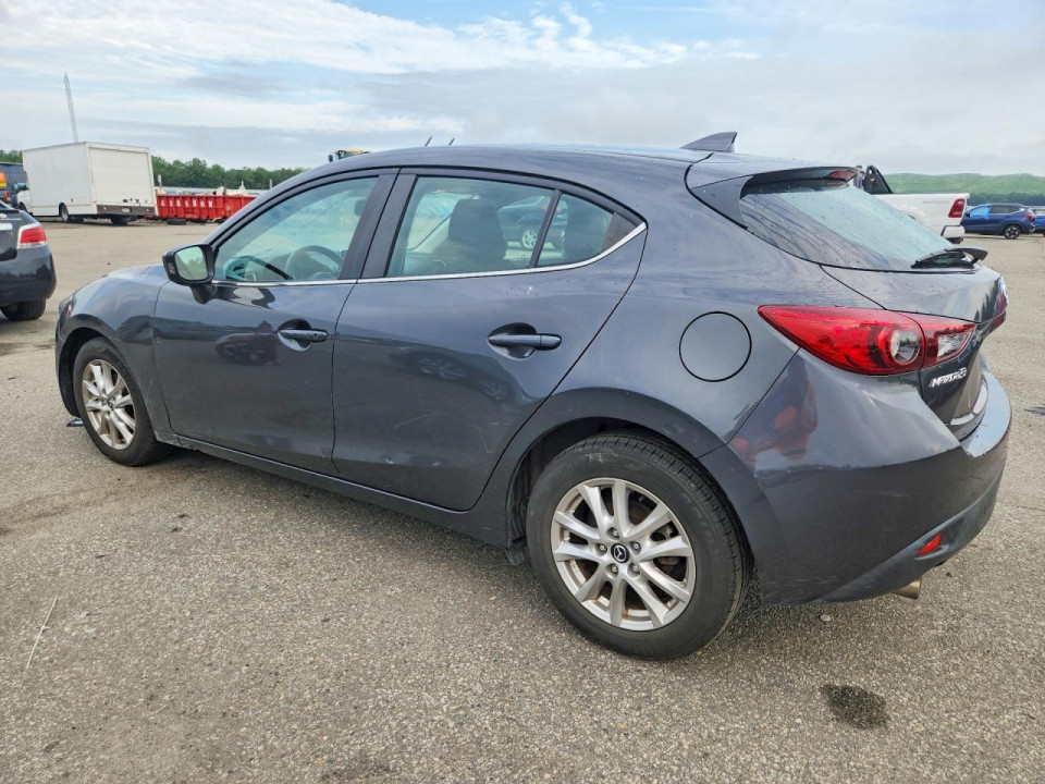 Mazda 3 2016 — Copart