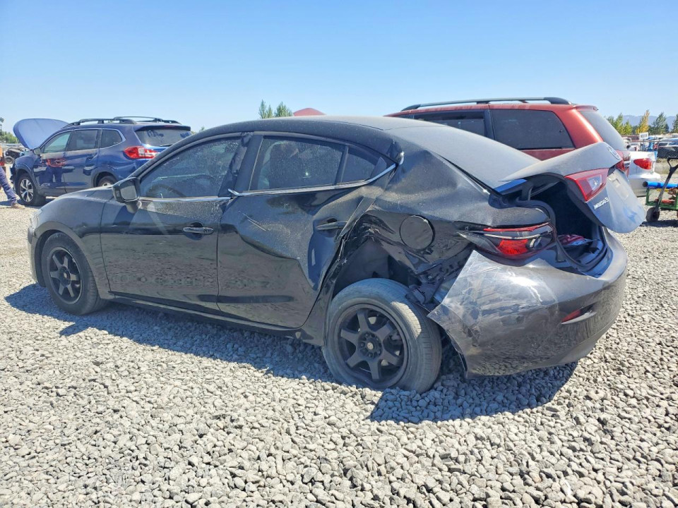 Mazda 3 2016 — Copart