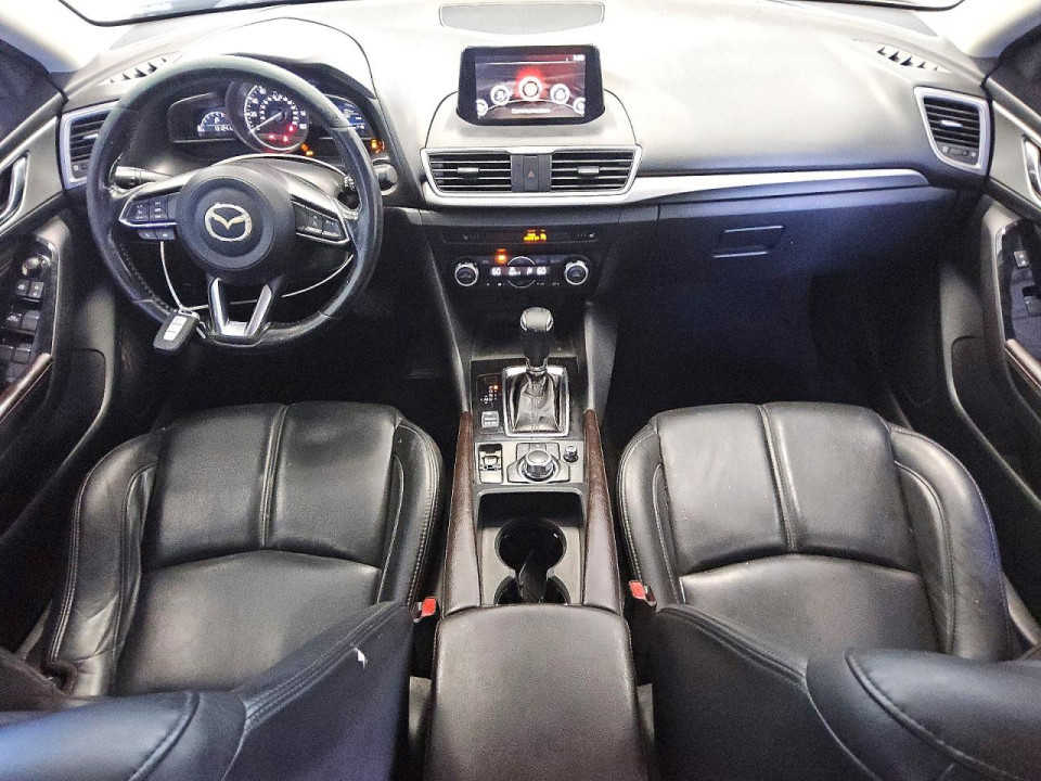 Mazda 3 2018 — Copart
