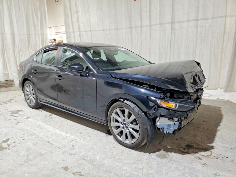 Mazda 3 2022 — Copart