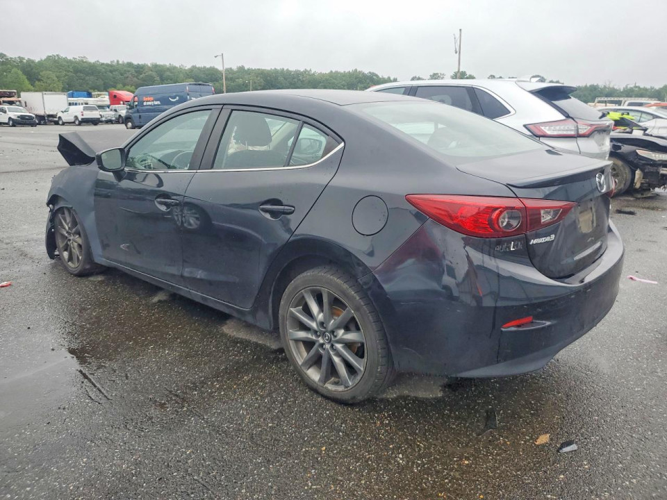 Mazda 3 2018 — Copart