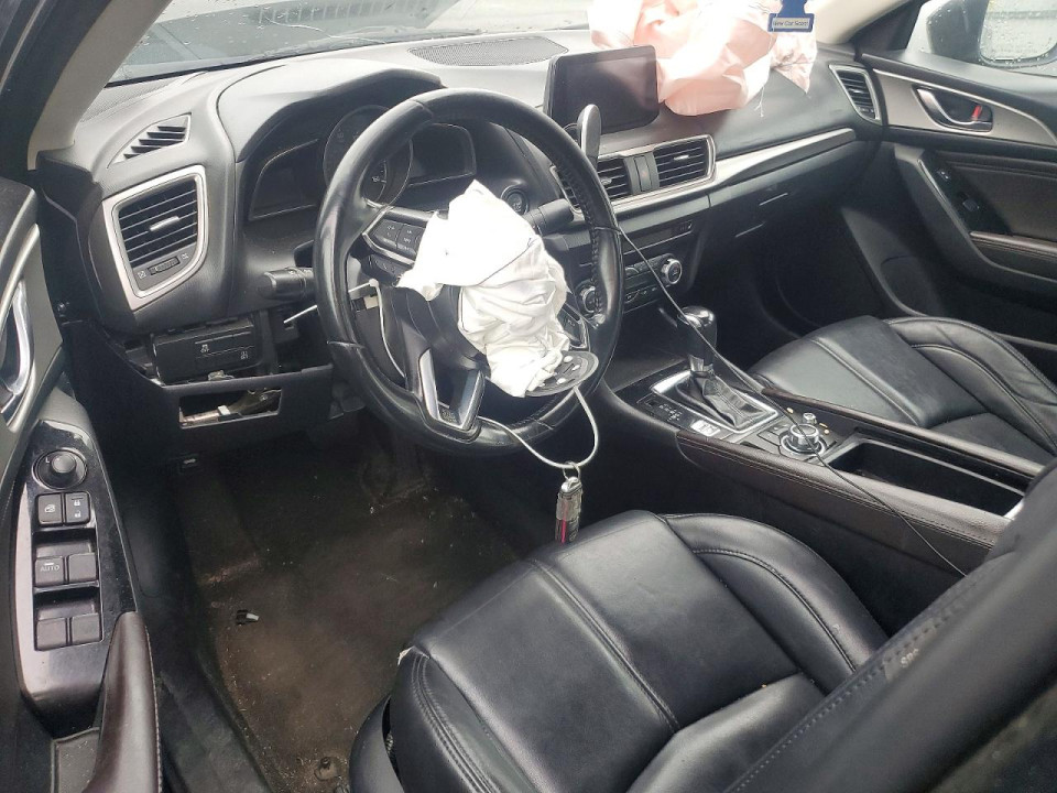 Mazda 3 2018 — Copart