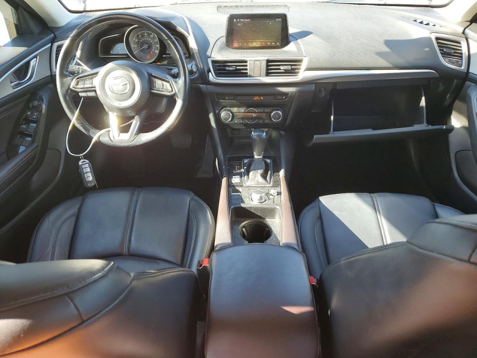 Mazda 3 2017 — Copart
