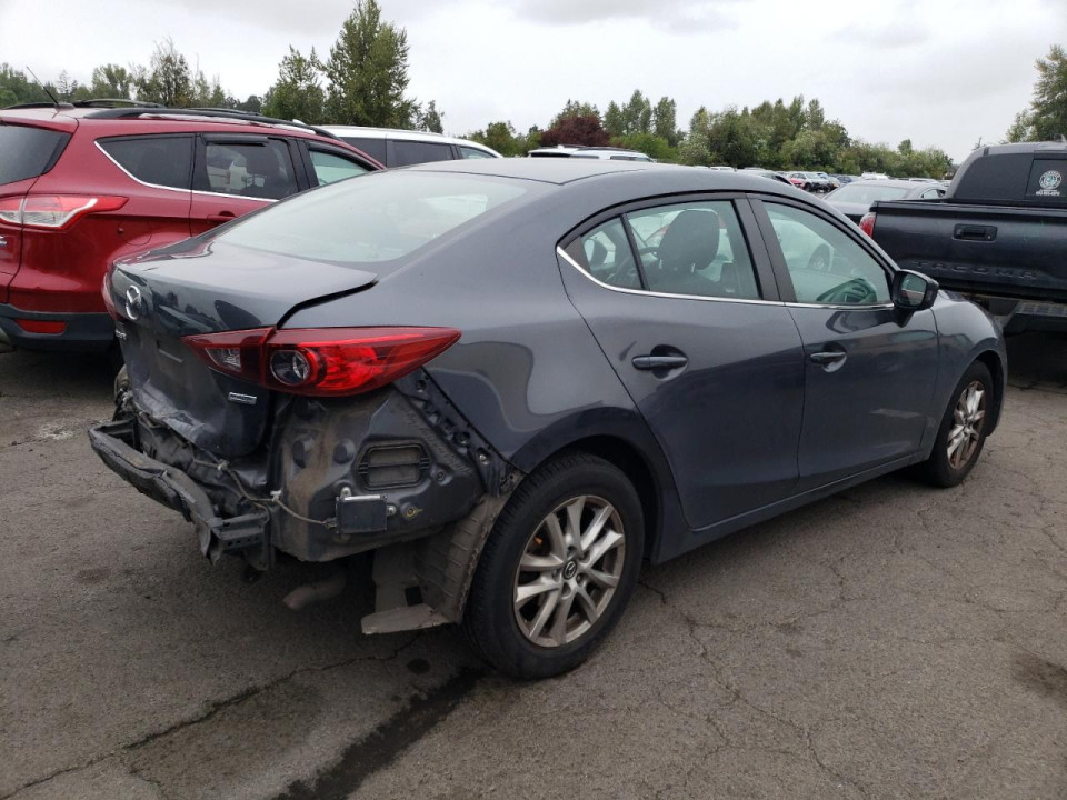 Mazda 3 2016 — Copart