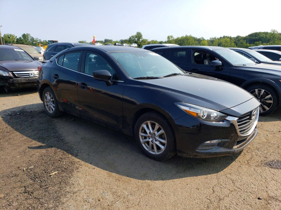 Mazda 3 2017 — Copart