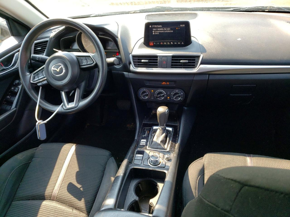 Mazda 3 2017 — Copart