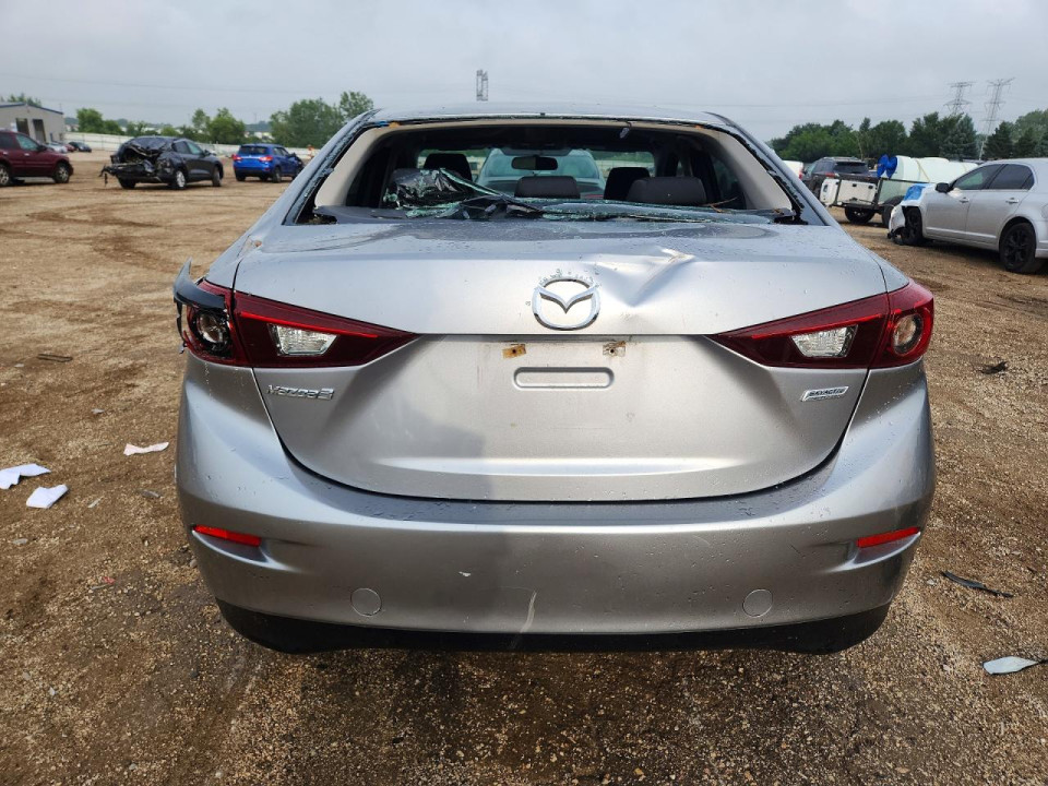 Mazda 3 2015 — Copart