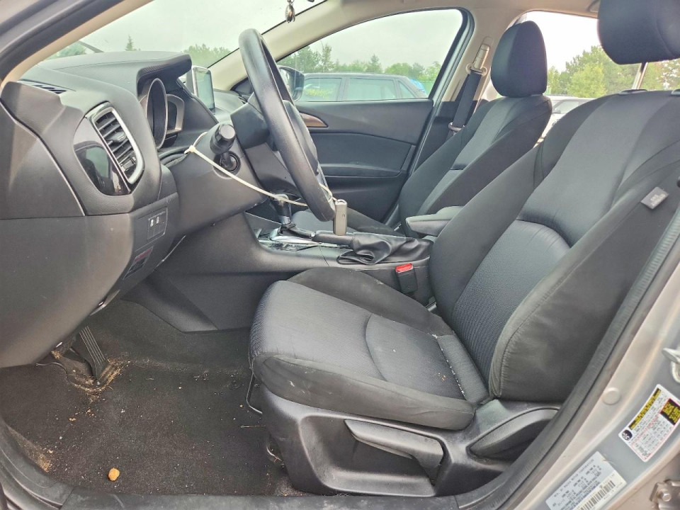 Mazda 3 2015 — Copart