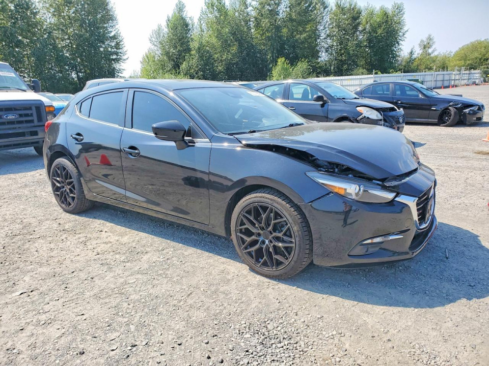 Mazda 3 2017 — Copart