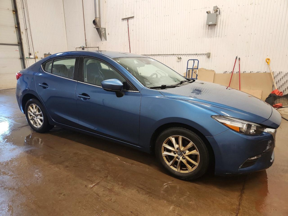 Mazda 3 2018 — Copart