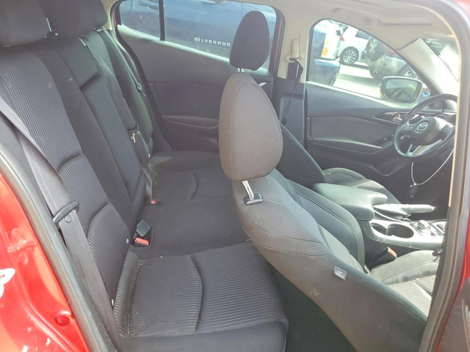 Mazda 3 2015 — Copart