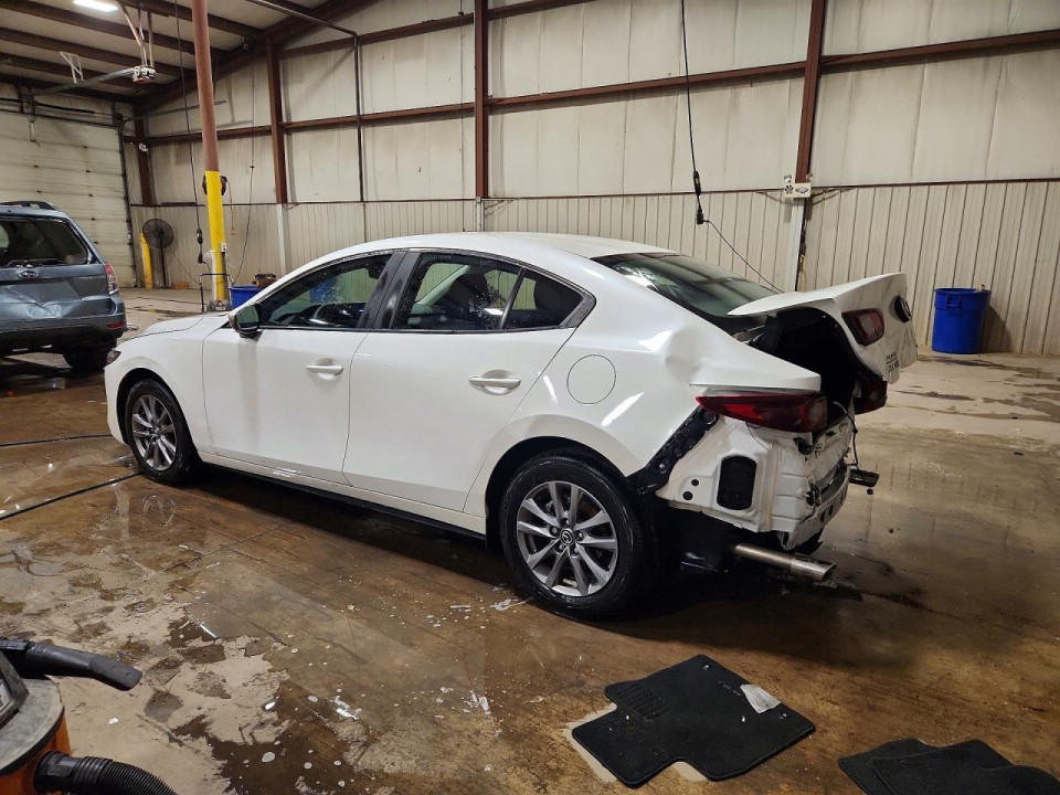 Mazda 3 2024 — Copart
